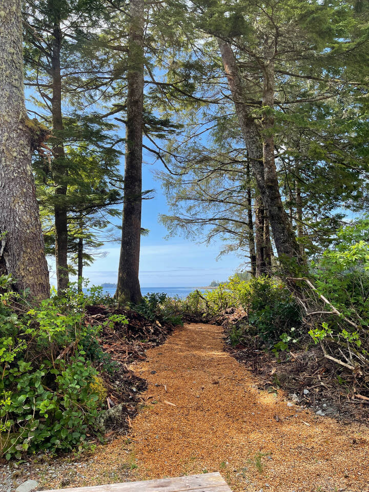 Private path to the beach